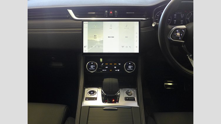 2023 認定中古車 Jaguar F-Pace フィレンツェレッド D204 AWD（オートマチック）MHEV R-DYNAMIC SE　D200