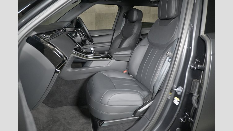 2025 認定中古車 Land Rover Range Rover Sport カルパチアングレイ D300マイルドハイブリッド スタンダードホイールベース Dynamic SE