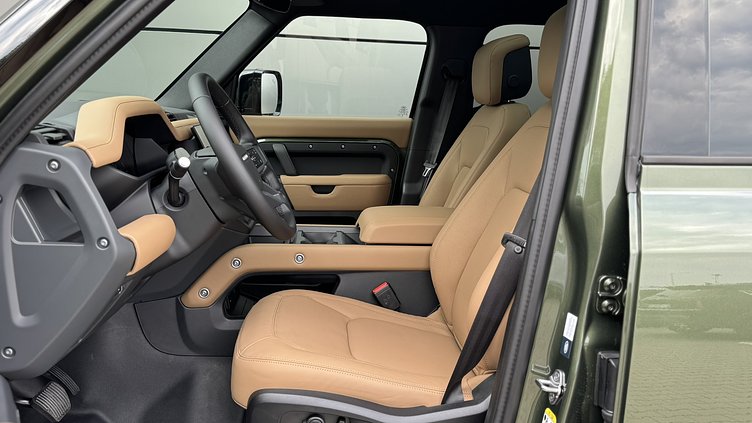 2026 Nowy Land Rover Defender 110 Woolstone Green D350 MHEV z silnikiem wysokoprężnym X-Dynamic HSE