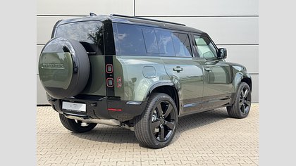Defender 110 4