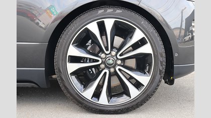 Range Rover 8