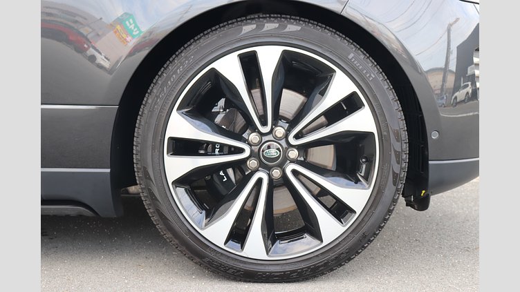 2021 認定中古車 Land Rover Range Rover カルパチアングレイ 5.0リッターV8スーパーチャージド 525PS ガソリン スタンダードホイールベース FIFTY