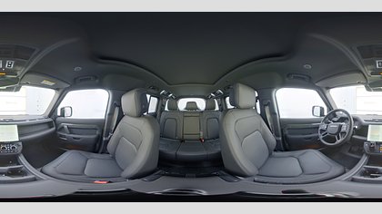 Defender 110 4