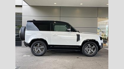 Defender 90 1