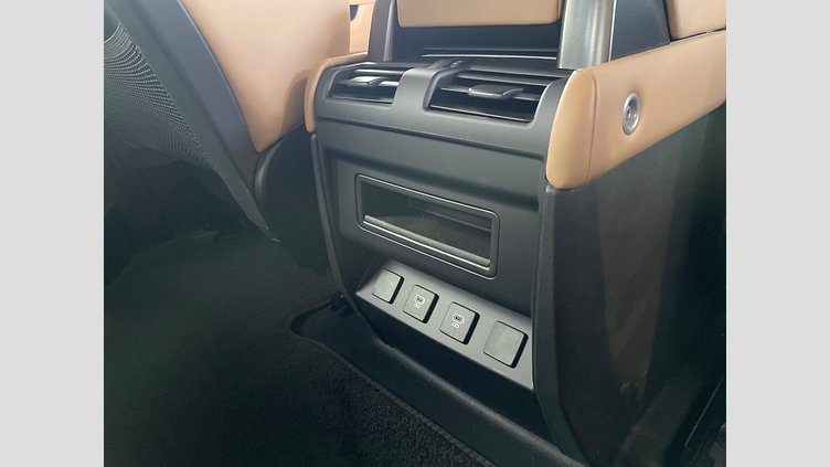 2025 認定中古車 Land Rover Defender 90 フジホワイト D350 ディーゼルマイルドハイブリッド X-Dynamic HSE