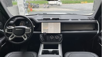 Defender 110 6