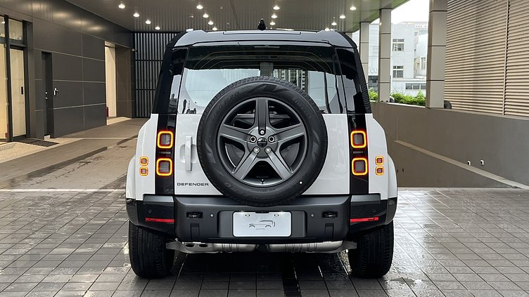 2026 新車 Land Rover Defender 110 (1CN) Borasco Grey 布拉斯卡灰 D250  輕油電混合 X-Dynamic SE
