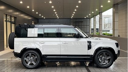 Defender 110 4