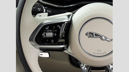 F-Pace 12