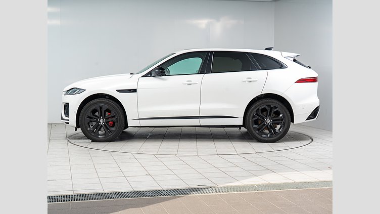 2024 認定中古車 Jaguar F-Pace オストゥーニパールホワイト P250 AWD（オートマチック） R-DYNAMIC HSE　P250