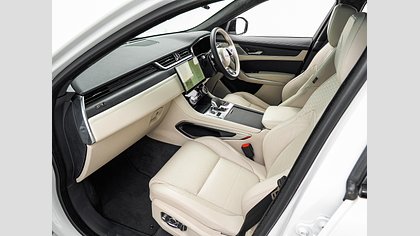 F-Pace 2