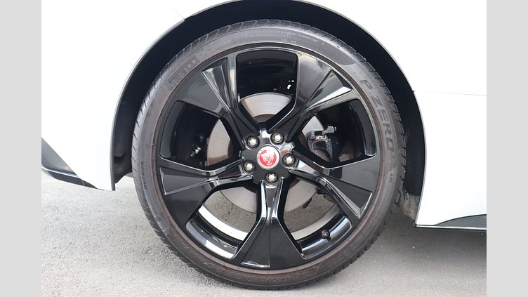 2021 認定中古車 Jaguar F-Type ユーロンホワイト P380 オートマチック 後輪駆動 F-TYPEクーペ R-DYNAMIC