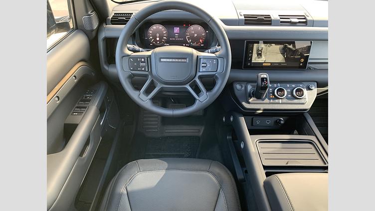 2024 SKLADOVÉ VOZIDLÁ Land Rover Defender 110 Gondwana Stone 3.0D I6 250PS X-Dynamic SE AWD Auto