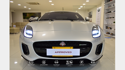 2019 Seminuevos Approved Jaguar F-Type Rhodium Silver Metallic 8 Speed - Automatic 2WD
Motor 2.0L Coupé R-Dynamic Imagen 2