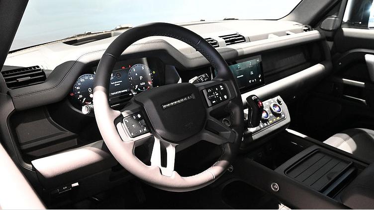 2024 Ny Land Rover Defender 110 Grå AWD 110 3.0D I6 300 AWD X-DYNAMIC SE / OBS SE SPEC