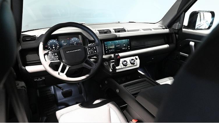 2024 Ny Land Rover Defender 110 Grå AWD 110 3.0D I6 300 AWD X-DYNAMIC SE / OBS SE SPEC