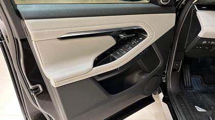 2022 Approved  Range Rover Evoque Svart AWD P300e PHEV SE Bild 10