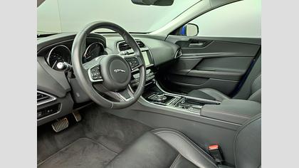 2018 JAZDENÉ VOZIDLÁ Jaguar XE Caesium Blue RWD 2.0 I4P Prestige AT Obrázok 13