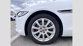 2017 JAZDENÉ VOZIDLÁ Jaguar XE Fuji White 2.0 I4D 180k AWD AT Prestige Obrázok 7