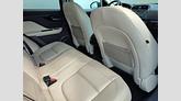 2017 JAZDENÉ VOZIDLÁ Jaguar F-Pace Rosello Red AWD 2.0D I4 180k Prestige AWD A/T Obrázok 17