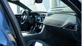 2020 JAZDENÉ VOZIDLÁ Jaguar XE Portofino Blue 2.0D4 180PS AWD R-Dynamic S Obrázok 9