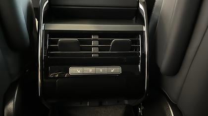 2023 Nowy  Range Rover Sport Fuji White 3.0D I6 300 PS AWD Auto AWD  SE Zdjęcie 23